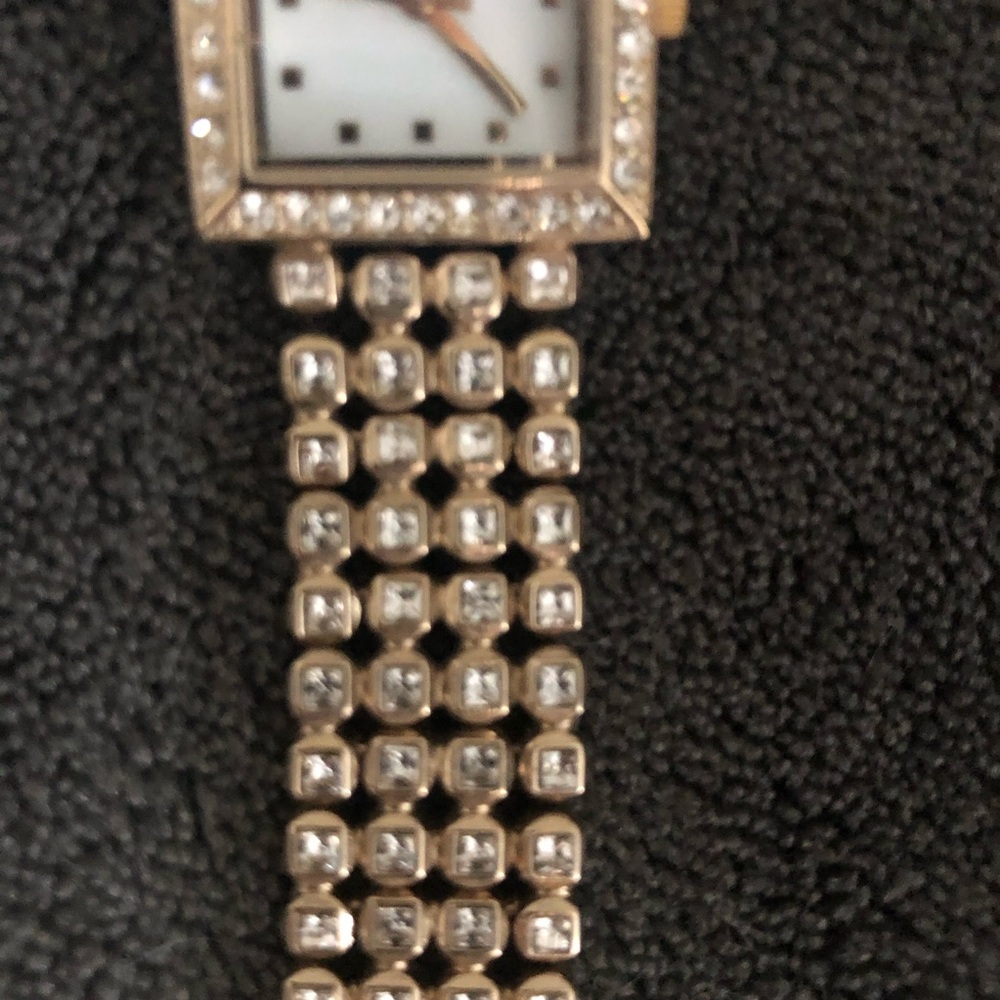 Vintage Monet Watch Mother Of Pearl Face - Picture 4 of 8